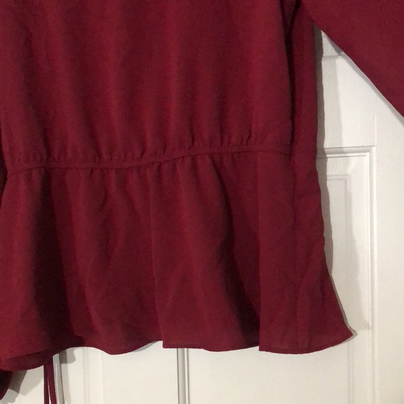 Gorgeous NWT BCX Wine Blouse with Ruffle and Slight Peplum - Picture 4 of 6
